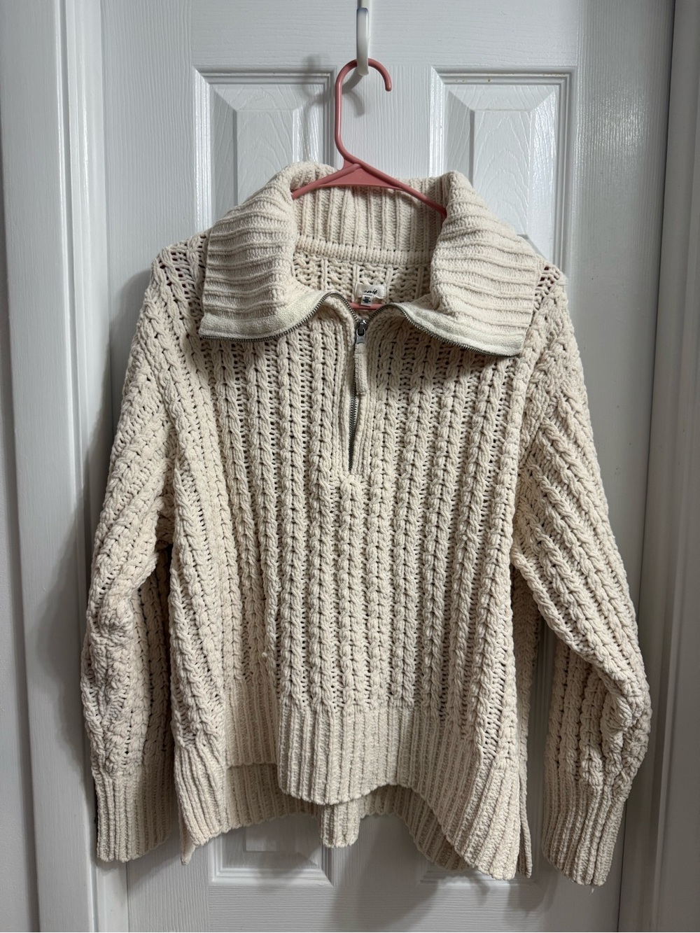 Aerie Cream Cable Knit Quarter-Zip Sweater – Medium